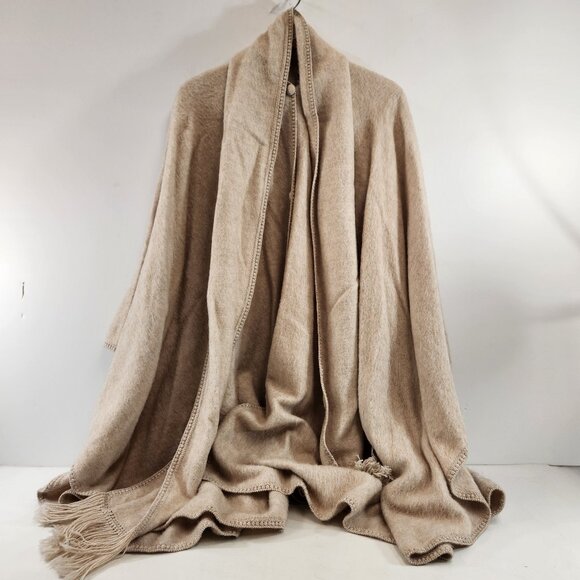 Alpaca Wool Cape w/ Attached Scarf Made in Peru - Picture 1 of 11
